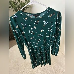 Banana Republic dress, size small. Green with blue, tan & white flowers